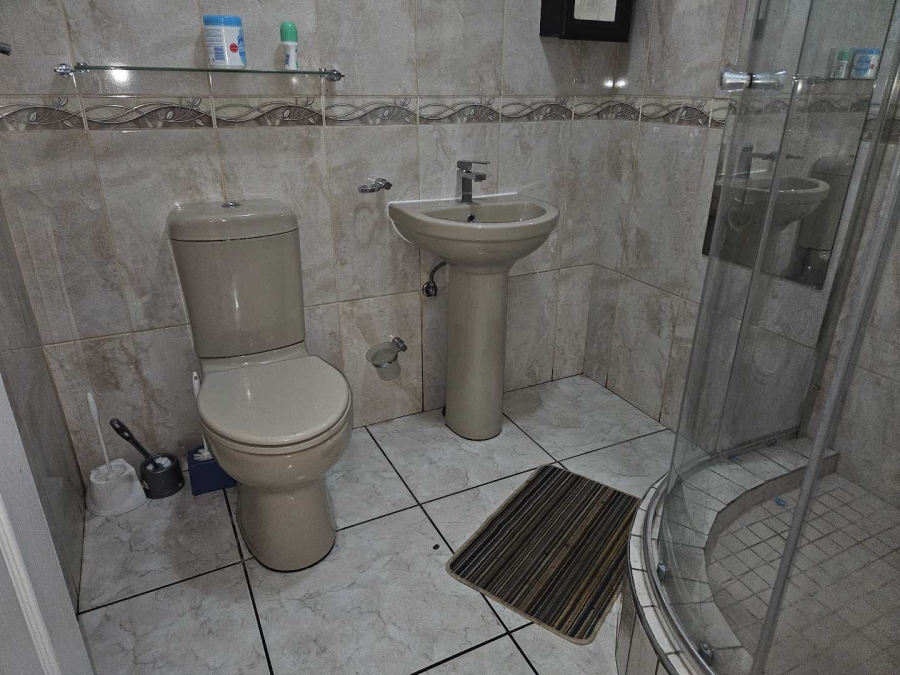 3 Bedroom Property for Sale in Floors Northern Cape